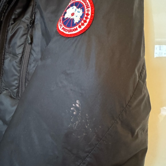 Canada Goose Men’s Lodge Parka. Black. Size XS - Picture 7 of 9